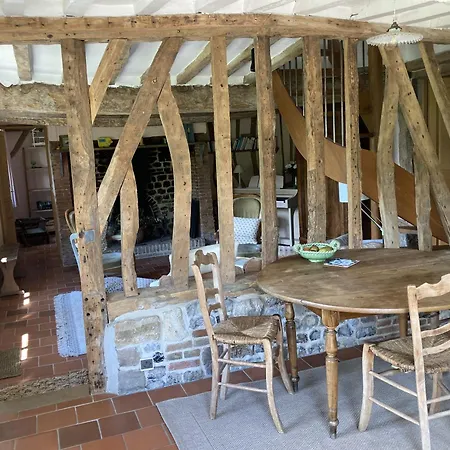 Maison De Marguerite